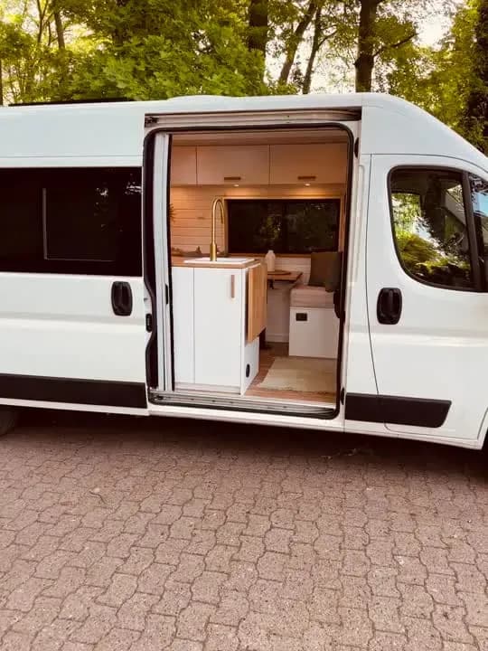 Kastenwagen ausbauen lassen in Hamburg