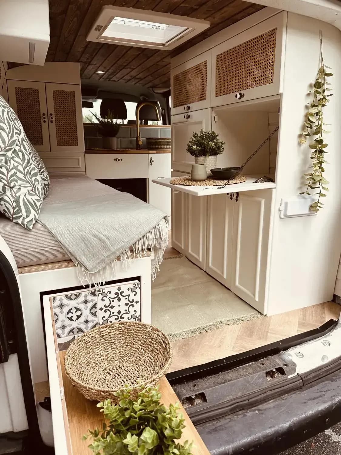 Maßgeschneiderte Campervan-Ausstattung in Düsseldorf